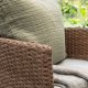 VENTURE DESIGN Malina hagestol, med armlener og stoffpute - naturlig polyrattan og beige aluminium