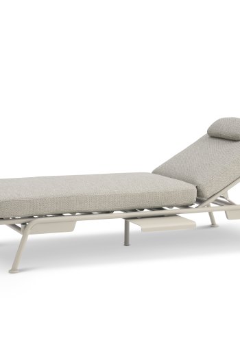 Santorini sofa, med puter - ekte stoff og ekte aluminium
