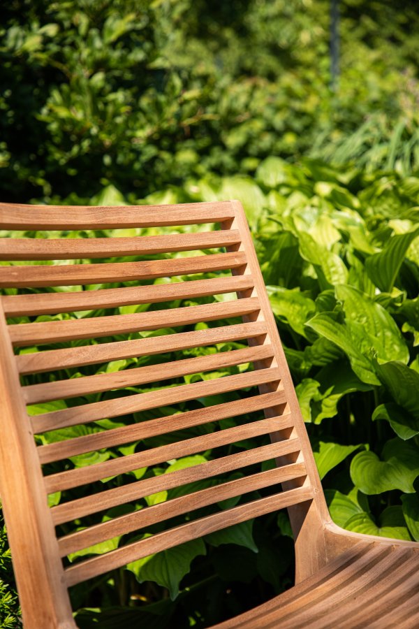 VENTURE DESIGN Ribbon utendrs loungestol - naturlig teak