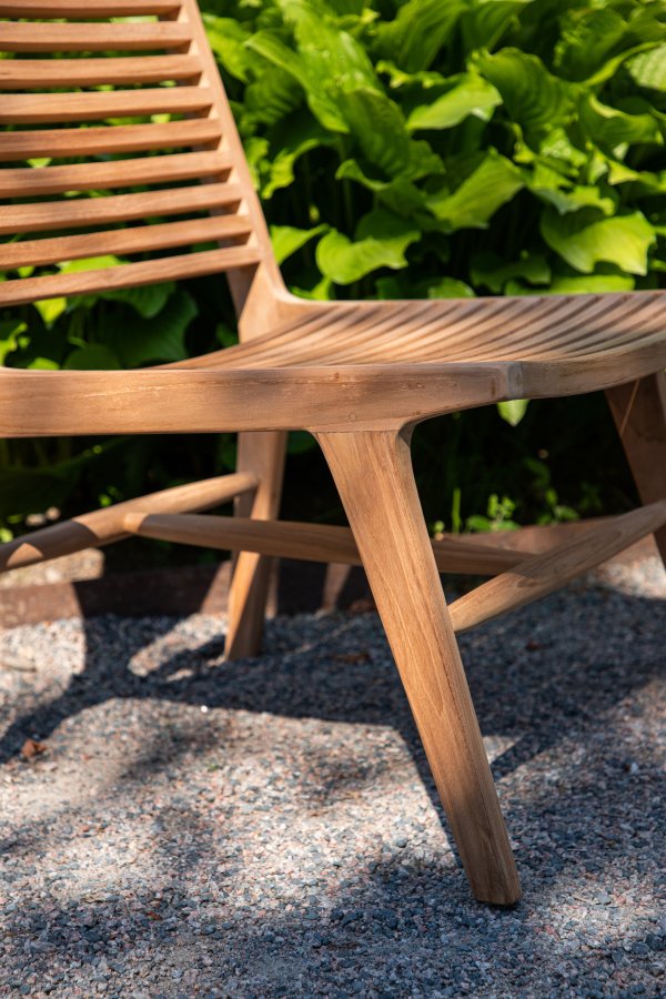 VENTURE DESIGN Ribbon utendrs loungestol - naturlig teak