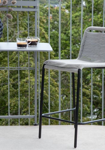 VENTURE DESIGN Lindos utendrs barkrakk, med ryggsttte og fotsttte - lysegr tau og svart stl