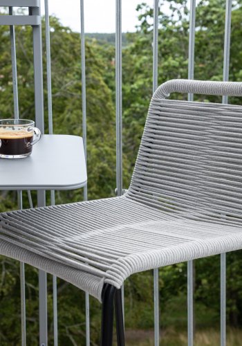 VENTURE DESIGN Lindos utendrs barkrakk, med ryggsttte og fotsttte - lysegr tau og svart stl