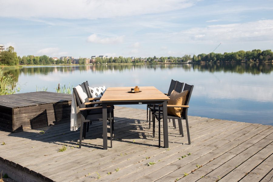 VENTURE DESIGN rektangul�r Mexico havebord m. udtr�k - natur teaktr� og sort aluminium