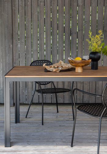 VENTURE DESIGN Break hagebord, rektangulrt - naturlig polytre og svart aluminium (90x150)