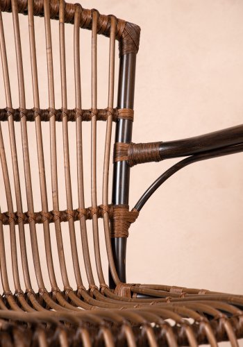 VENTURE DESIGN Galera Gartenstuhl, m. Armlehnen – braunes Polyrattan und Aluminium