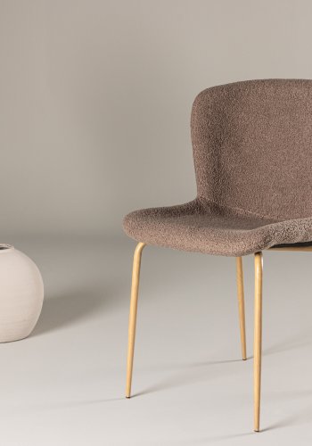 VENTURE DESIGN Modesto matbordsstol - brunt polyester teddytyg och moccastl