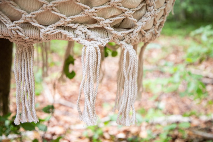 VENTURE DESIGN Hamtic utendrs hengestol, m. pute - hvitt stoff og tau