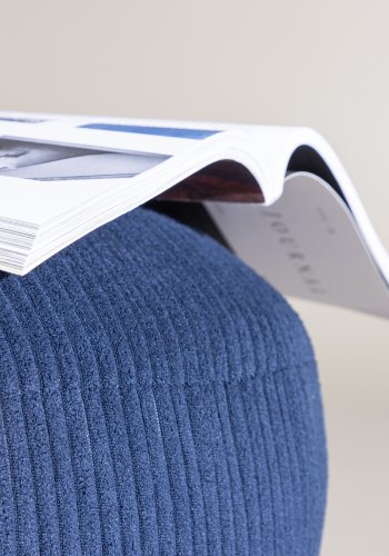 VENTURE DESIGN Mahla loungestol - marinebl polyesterflyel og plast