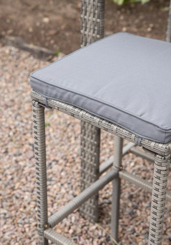 VENTURE DESIGN Alo Outdoor-Barhocker mit Fußstütze – graues Polyrattan und Aluminium