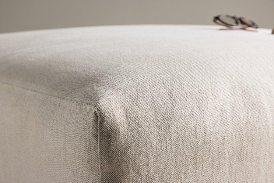 VIND COLLECTION Mavi modulsofapuff, firkantet - beige polyester og tre (105x105)