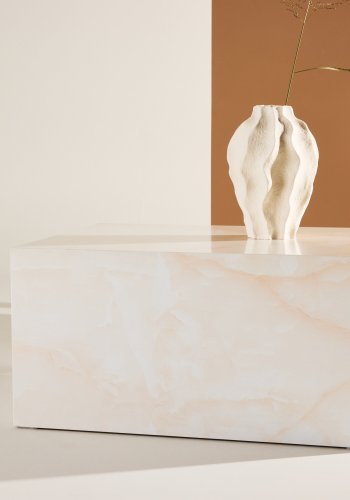 VENTURE DESIGN York lavt salongbord - lys gul / marmor utseende MDF