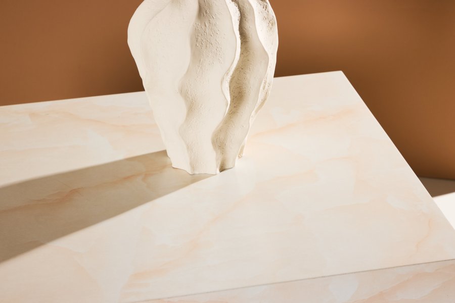 VENTURE DESIGN York lavt salongbord - lys gul / marmor utseende MDF