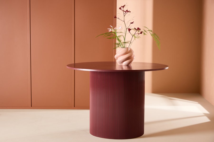 VENTURE DESIGN Lenox spisebord - Burgunder ben / Burgunder MDF, finr