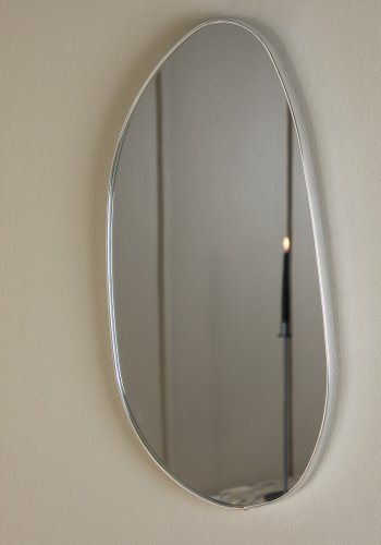 VENTURE DESIGN Borgholm Wandspiegel, organisch – Spiegelglas und silbernes Aluminium (55x30)