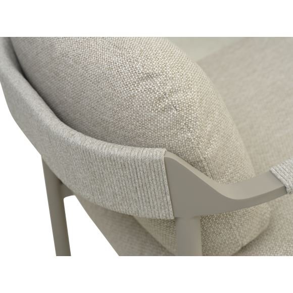 Capri loungesett, med 2 bord, 1 sofa, 2 stoler, sandfargede puter - sandfarget aluminium