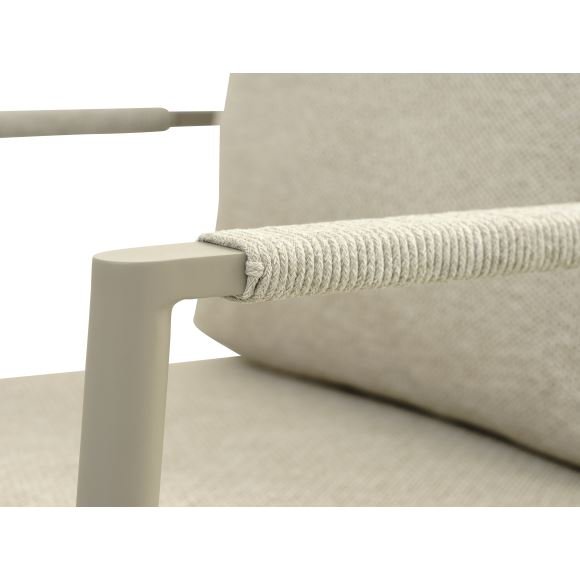 Capri loungesett, med 2 bord, 1 sofa, 2 stoler, sandfargede puter - sandfarget aluminium