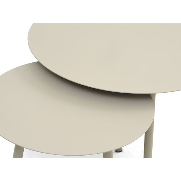 Capri loungesett, med 2 bord, 1 sofa, 2 stoler, sandfargede puter - sandfarget aluminium