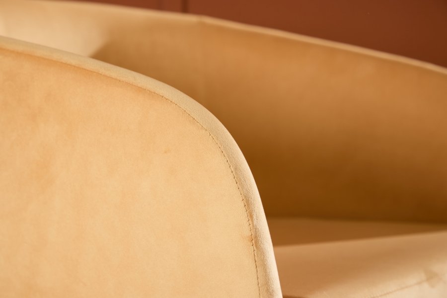 VENTURE DESIGN Fluffy Sessel - schwarze Beine / gelber Samt