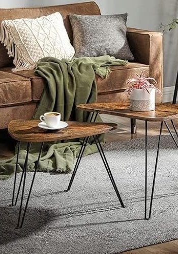 VASAGLE Beistelltisch, dreieckig – rustikale braune Spanplatte und schwarzer Stahl (2er-Set)