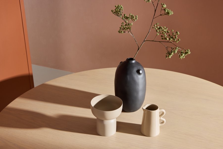 VENTURE DESIGN Copenhagen Esstisch, rund – weiß getünchtes MDF und beigefarbenes Metall (140)