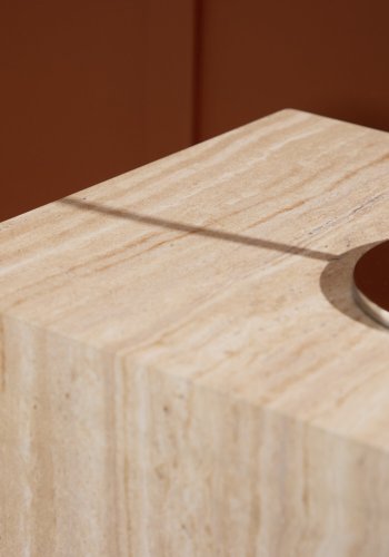 VENTURE DESIGN York sidebord, rektangulrt - beige MDF med travertin-utseende (35x25)