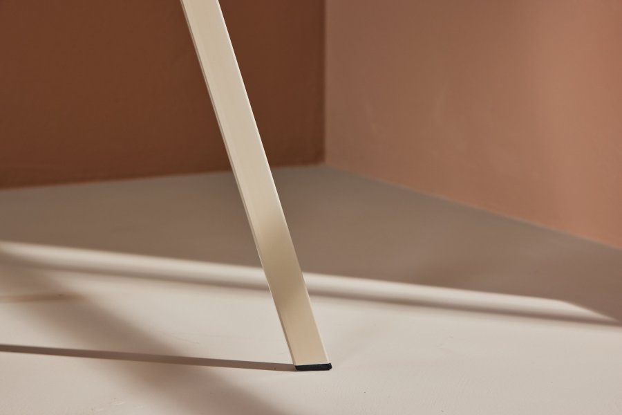 VENTURE DESIGN Lilja spisestuestol - beige polyesterstoff og stl