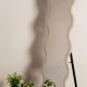 VENTURE HOME Loui gulvspejl, organisk - spejlglas og beige MDF (158x49)