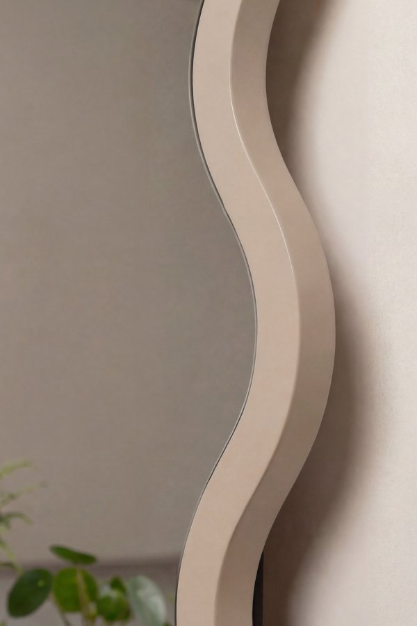 VENTURE HOME Loui gulvspejl, organisk - spejlglas og beige MDF (158x49)