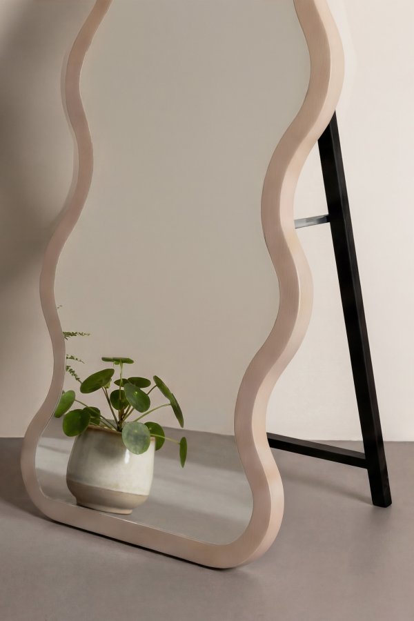 VENTURE HOME Loui gulvspejl, organisk - spejlglas og beige MDF (158x49)