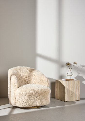 VENTURE DESIGN Astru l�nestol, m. arml�n - beige kunstpels og tr�look metal