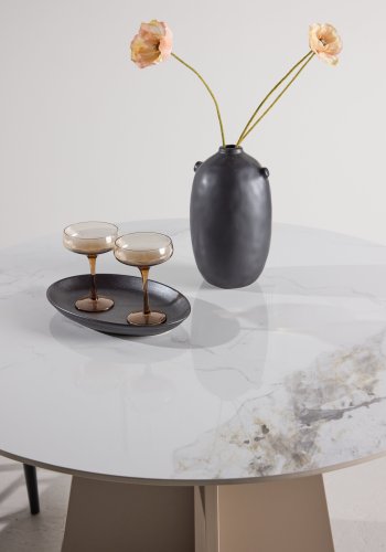 VENTURE DESIGN Bootcut spisebord, rund - beige sintret sten marmorlook og MDF (�110x75)