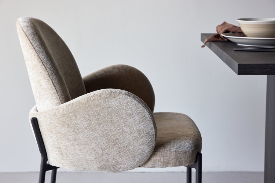 VENTURE DESIGN Blom Esszimmersthle, 2er-Pack  Schwarzer Stahl / Beigefarbener Stoff