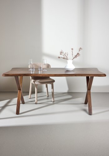 VENTURE DESIGN Fiona spisebord, organisk - MDF med valn�d 3D-papir (180x90x75)