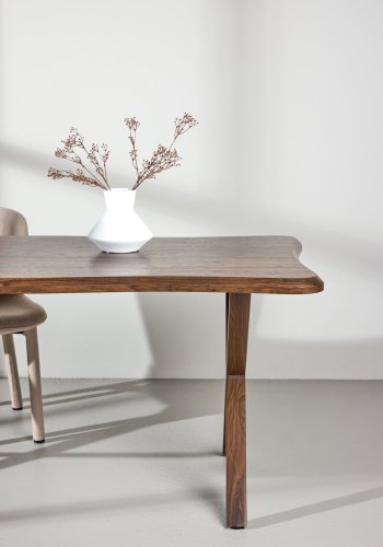 VENTURE DESIGN Fiona spisebord, organisk - MDF med valn�d 3D-papir (180x90x75)