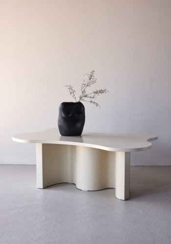 VENTURE DESIGN Flow sofabord, organisk - MDF med beige PU-lak  (120x80x45)