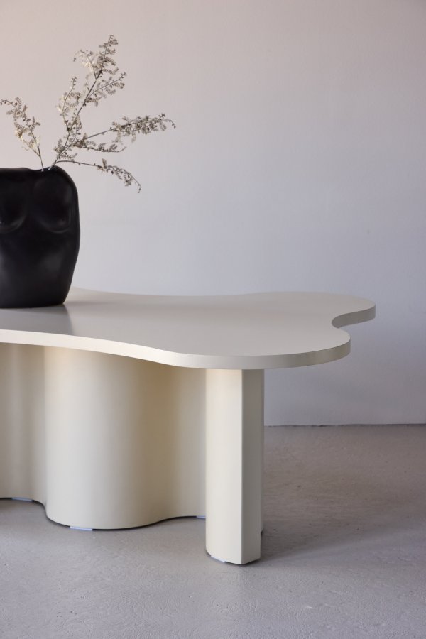 VENTURE DESIGN Flow sofabord 120x80x45 cm - MDF med beige PU-lak