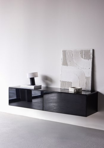 VENTURE DESIGN Fristad v�gh�ngt TV-bord , m. 2 skuffer - sort blank PU-lak MDF (160x45x35) 