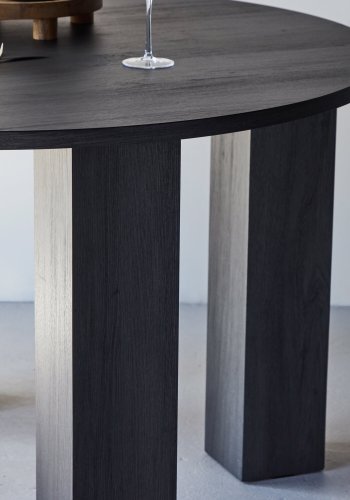 VENTURE DESIGN Juno rundt spisebord 120x75 cm - MDF med svart 3D-papir