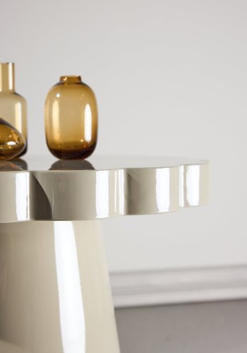 VENTURE DESIGN Krull sidebord, organisk - beige MDF (�45x55)