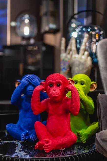 KARE DESIGN Monkey Kikazaru sparebsse - rd polyresin (H:35)