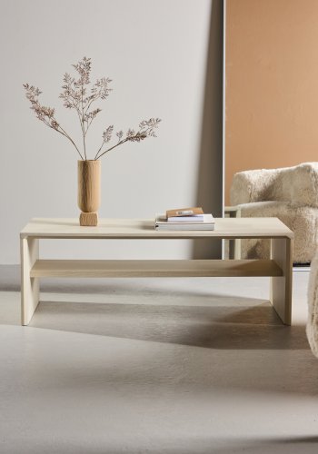 VENTURE DESIGN Telemarket sofabord, m. 1 hylde - hvidvasket 3D-papir (110x50x38)