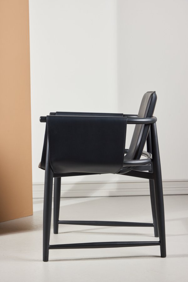 VENTURE DESIGN Bj&auml;re L�nestol 60x61x78 cm - Metalstel / Sort PU