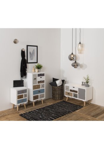 ACT NORDIC Thais Nachttisch - mehrfarbiges MDF und natürliche Kiefer, mit 4 Schubladen 