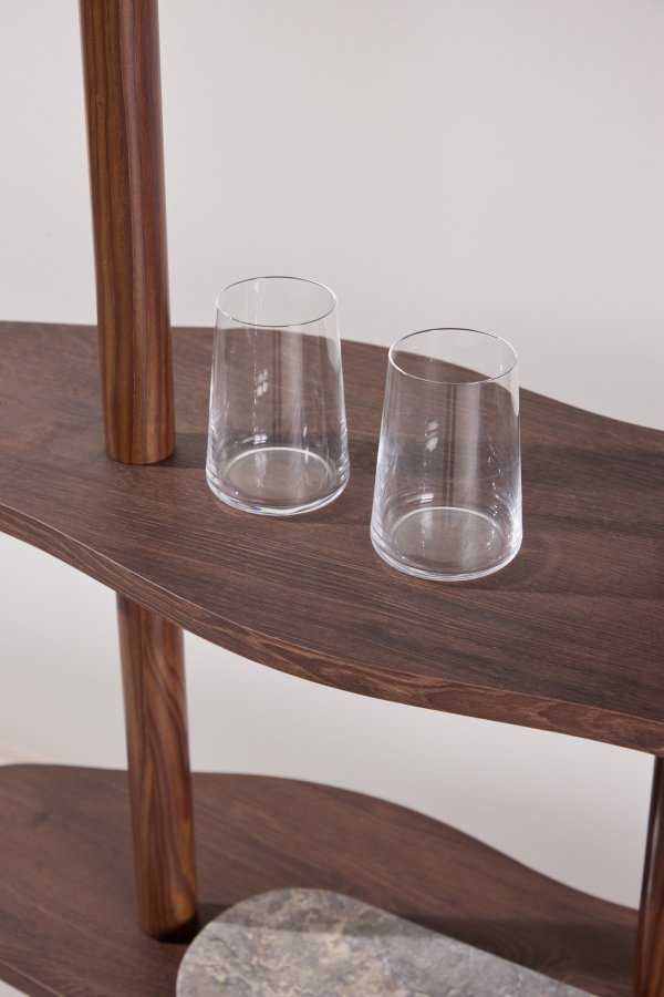 VENTURE DESIGN Moln bogreol, m. 5 hylder - MDF med mocca 3D-papir (105x30x140)