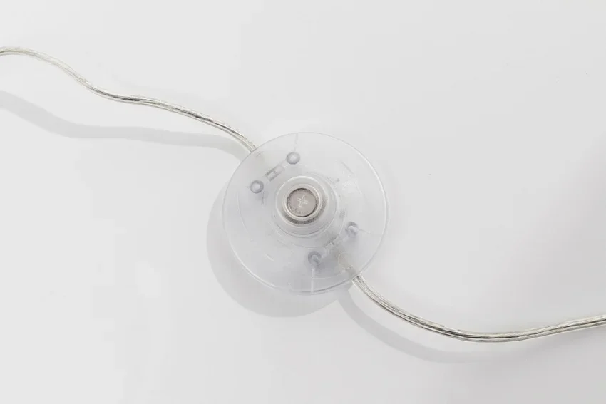 KARE DESIGN Feather Palm gulvlampe - hvit strutsefjr og messingstl