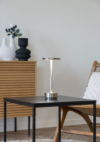 HOUSE NORDIC Lyneham LED-bordlampe, oppladbar - slvfarget aluminium
