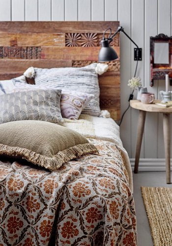 CREATIVE COLLECTION Sehar Wandspiegel mit Ablage, Braun, Recyclingholz