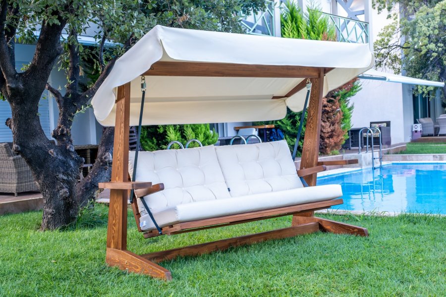 NORDVRK Viva 2400 utendrs trippel hengende sofa - beige polyesterstoff og grantre