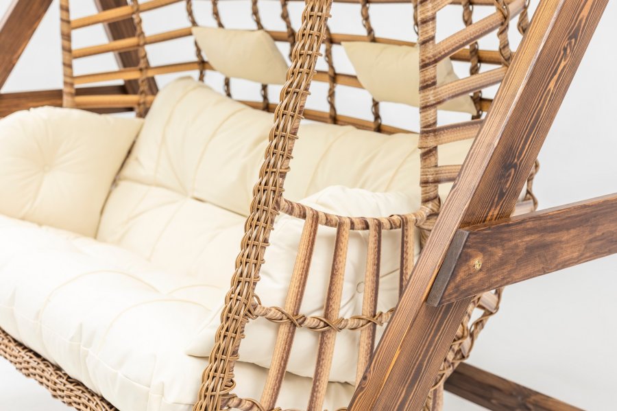 NORDVÄRK Girne utendrs dobbel hengesofa - kremfarget polyesterstoff og furu