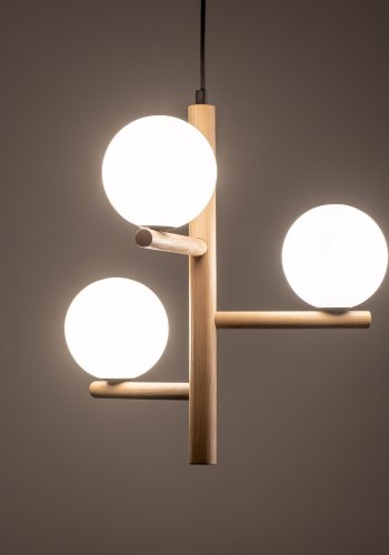 TK Ester taklampe, m. 3 skjermer - glass, naturlig tre og metall